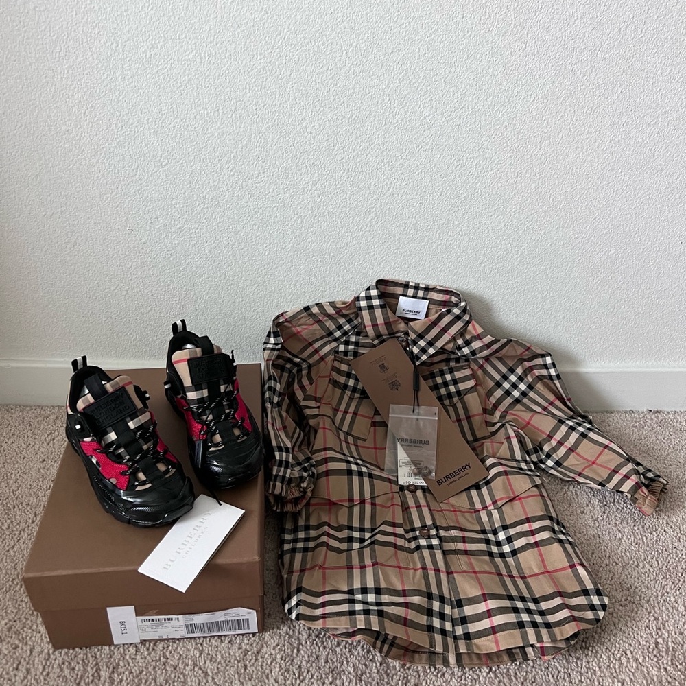 Burberry Dress & Shoes Automatic New With Tag & Box Shoe Size 29 Dress Size 4yrs